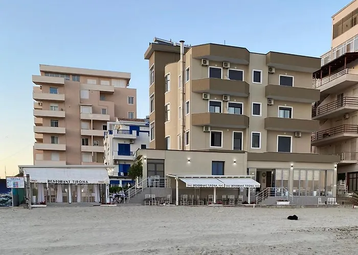 Hotel Tirona