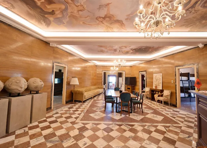 2115 Boutique Hostel