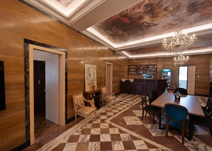 2115 Boutique Hostel