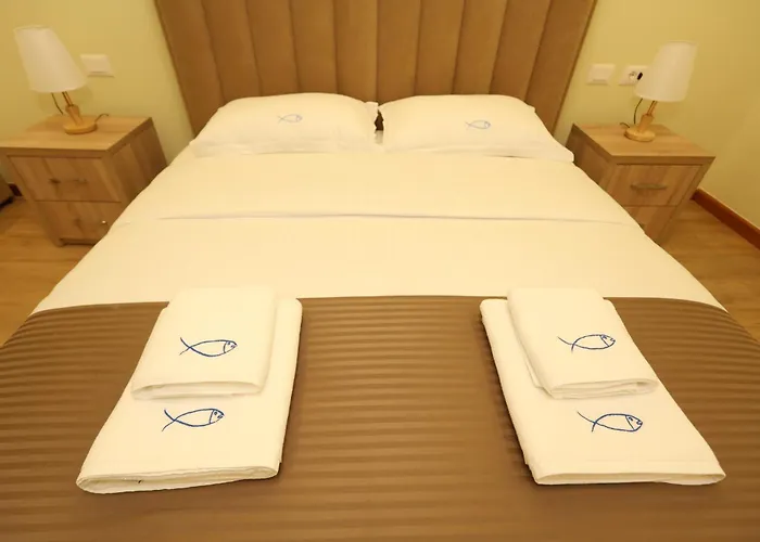 Rifat Peshkatari Hotel